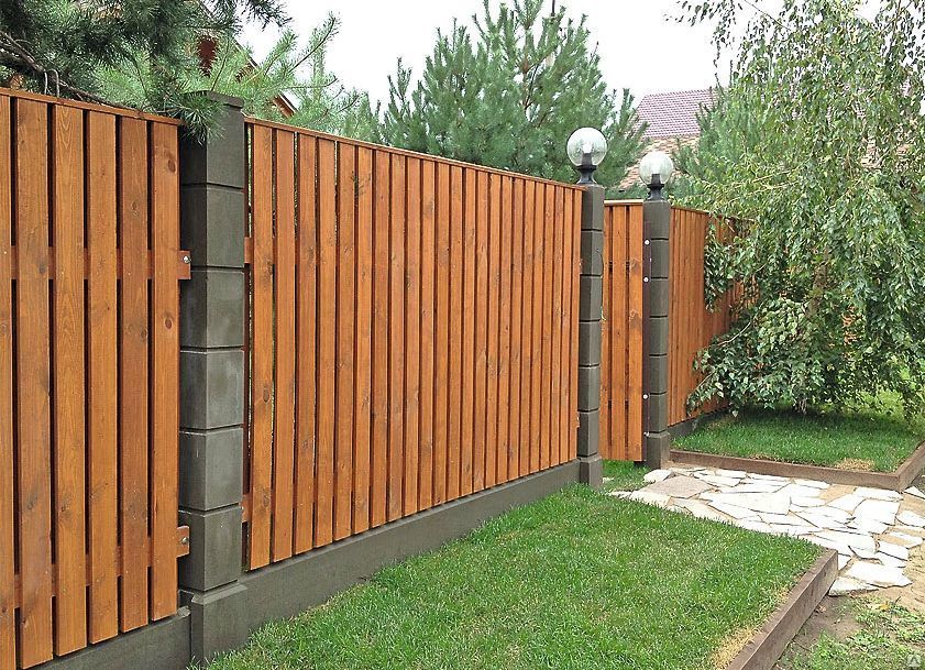 Забор из дерева в Самаре фото